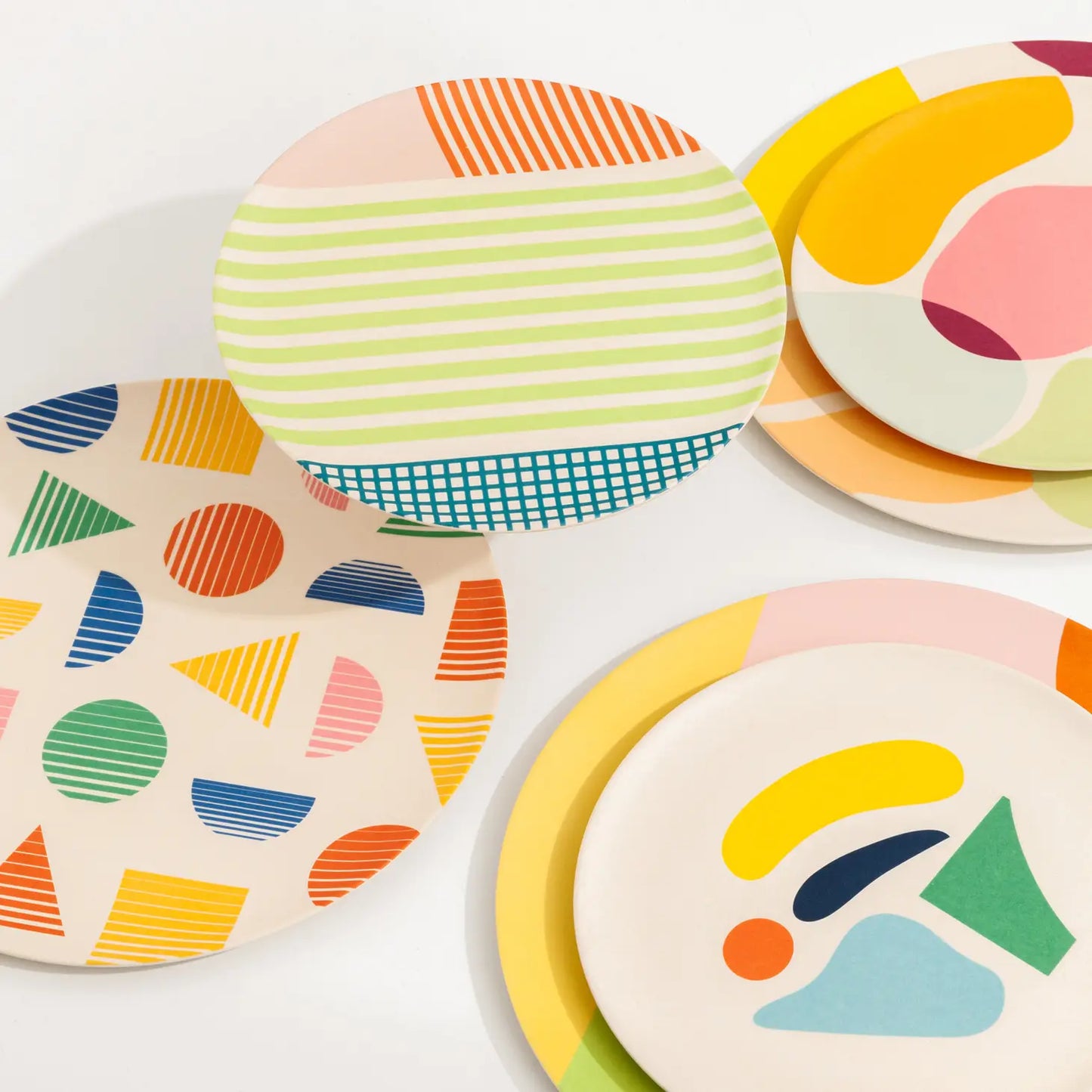 Bamboo Dinner Plate in Strokes